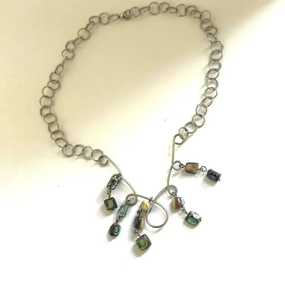 Silver tone abalone wire pendant necklace